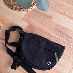 lululemon All Night Micro Festival Bag
*Zip Top